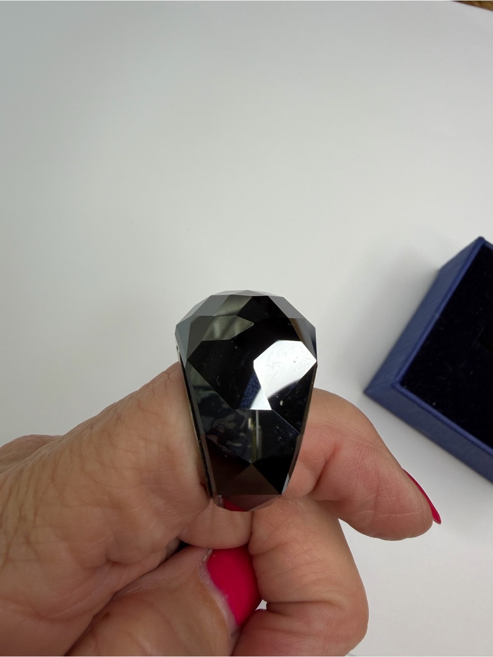 Swarovski Nirvana Ring-Black Faceted Crystal Statement Ring size 60 (8.5-9) - Picture 4 of 7